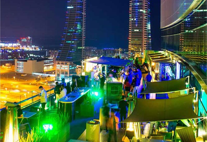 ROOFTOP LUXURY AT DOWNTOWN ROTANA