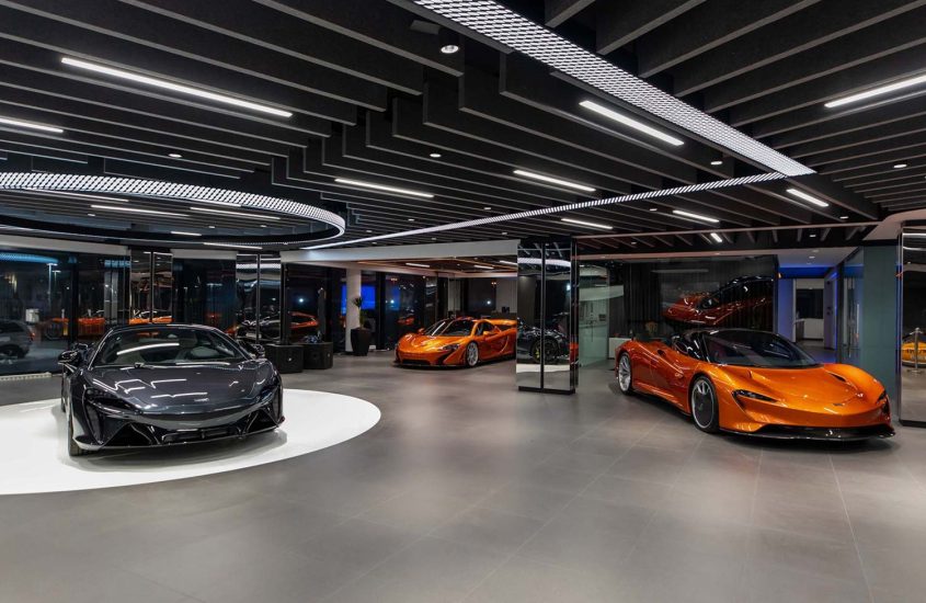 REDISCOVER THE MCLAREN EXPERIENCE